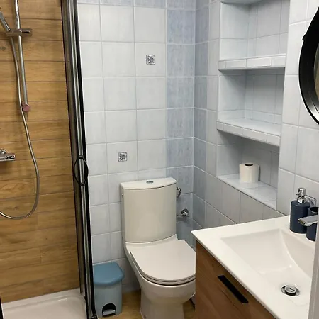 ホームステイ U Ewy! Goscinne Z Darmowym Parkingiem! Duze Ogrodzone Podworko! Centrum Ustki! Blisko Plazy!