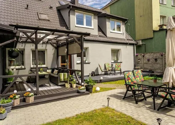 Проживание в семье U Ewy! Goscinne Z Darmowym Parkingiem! Duze Ogrodzone Podworko! Centrum Ustki! Blisko Plazy! *